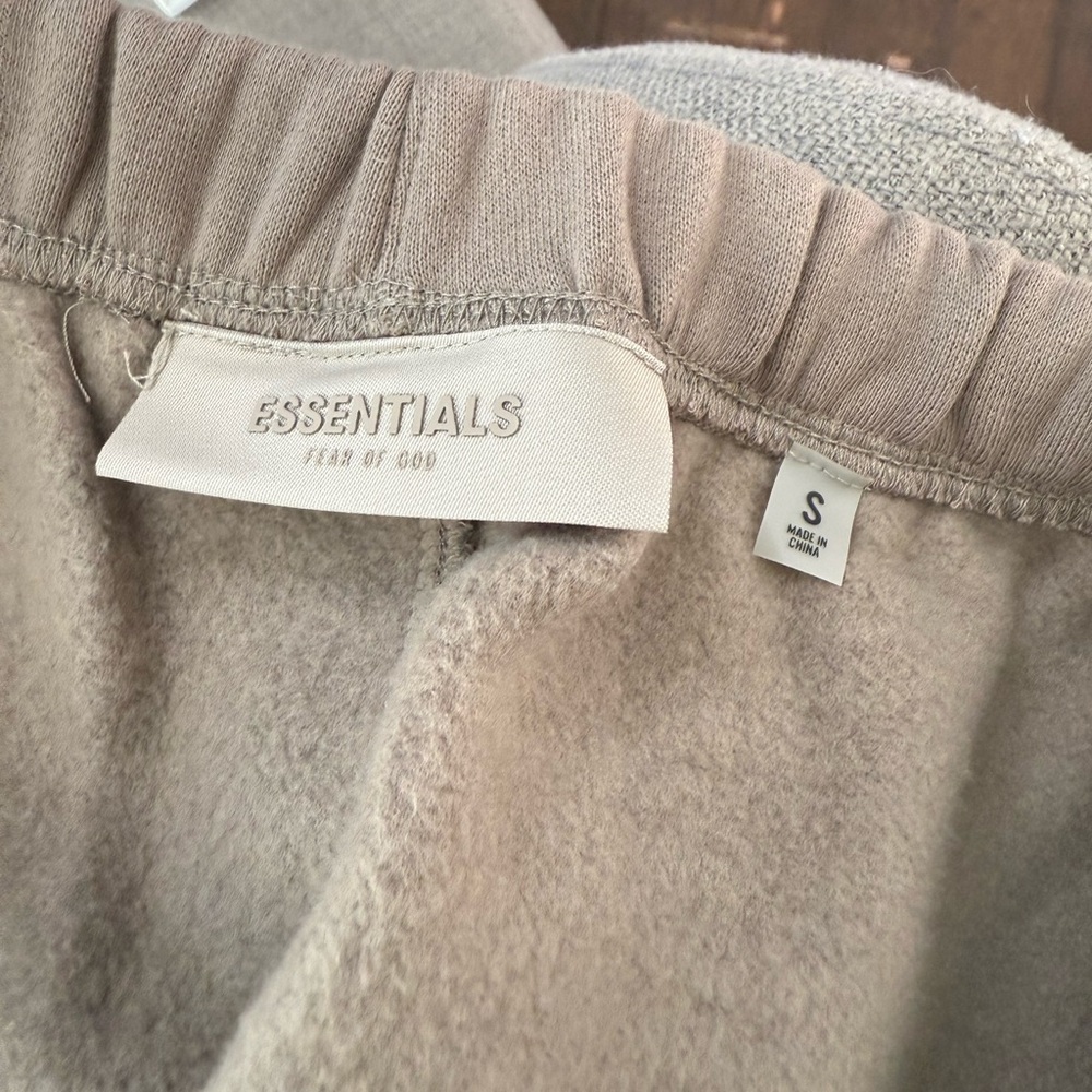Essentials sweatpants - Picture 4 of 4